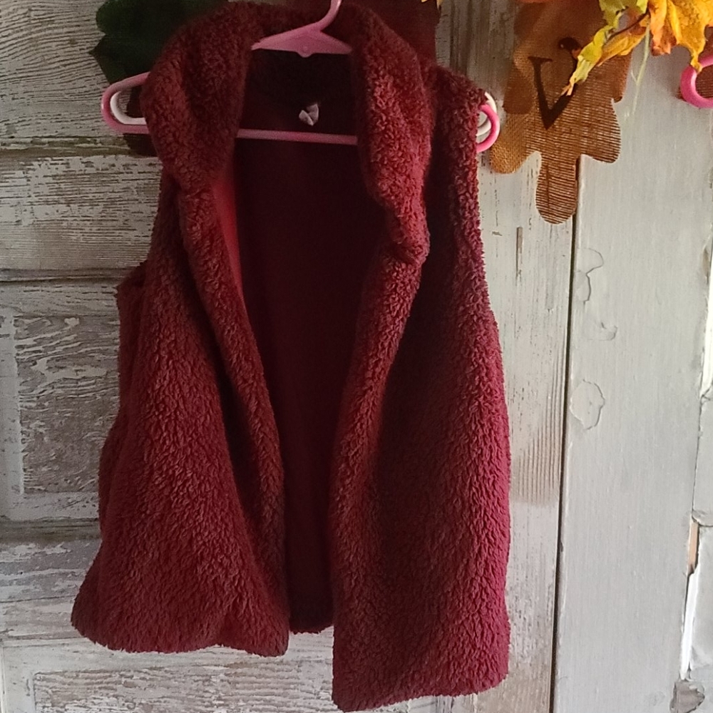 Fleece vest Girls xs probably size 6